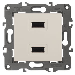 14-4110-02 ��� ���������� �������� USB, 230�/5�-2100��, IP20, ��� Elegance, ��.����� ��� ������: �0034359